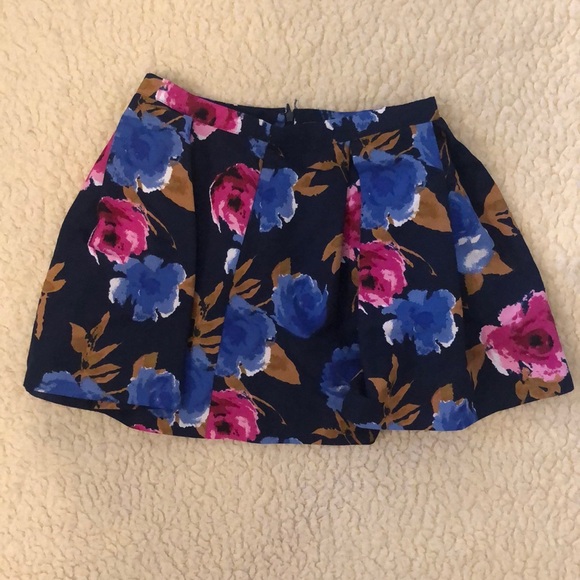 Forever 21 floral pleated skater skirt - Picture 1 of 2